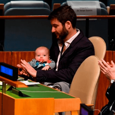 聯合國首次！紐西蘭總理帶女兒出席