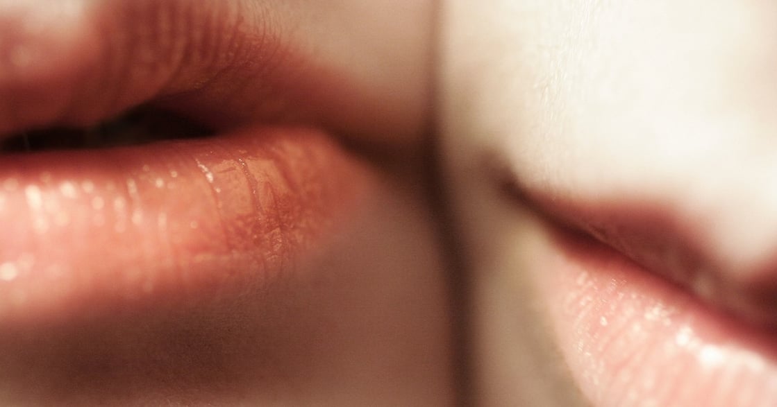 可以吻我嗎？韓國「KISS 屋」比做愛更有感