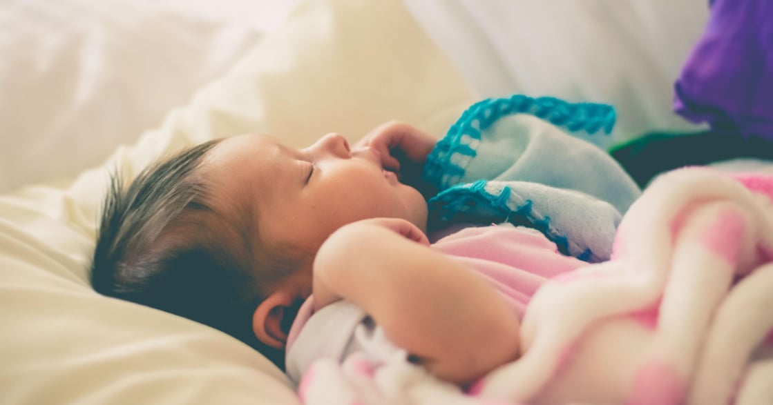 寶寶總是要人哄睡？讓孩子自行入睡的三大技巧（上）