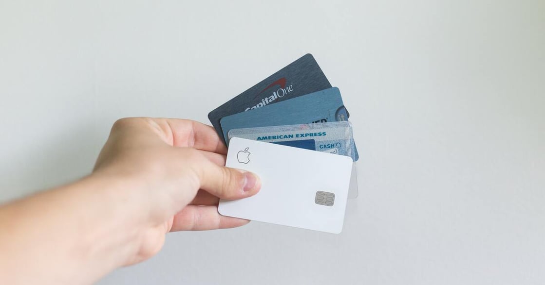 到底該不該辦信用卡？辦卡前你應該知道的 6 個信用卡忠告