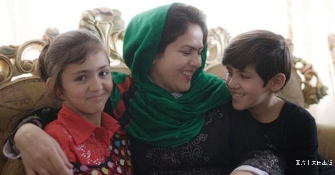 「當一個阿富汗的女孩有多麼的困難」法齊婭：母輩的勇敢，點亮下一代女性的夢想
