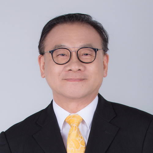 睿哲管理顧問有限公司總經理<br>
中華公司治理協會講師兼董事會績效評估執行委員