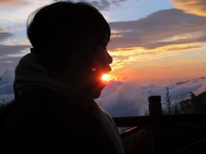 我想要成立一個機構幫助人們面對並處理自己的情緒