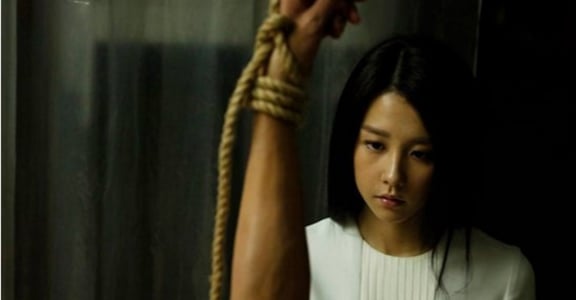 現代人的窺視慾望！《樓下的房客》：痛，是愛最奢侈的詮釋方式