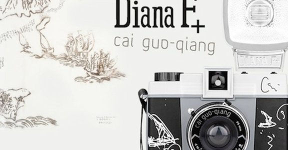 Lomo相機的跨界藝術：Diana F+ x 蔡國強 絢爛登場