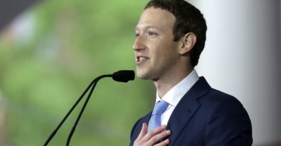 馬克佐克伯的哈佛畢業演說：「我們社會不常偉大，因為我們害怕失敗」
