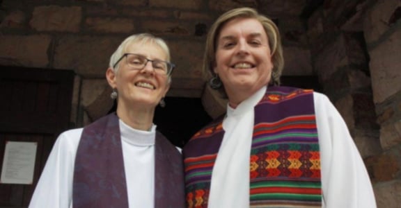 50 歲後勇敢當女生！澳洲第一位跨性別牧師