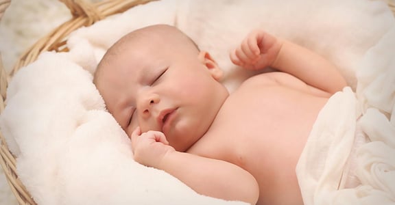 剖腹產小補帖：孕媽咪與寶寶該承擔多少風險？
