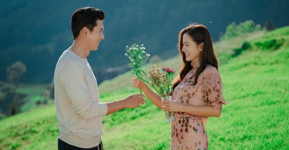《愛的迫降》收視率登頂完結之後呢？兩部新韓劇推薦給失落的觀眾