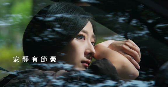 桂綸鎂風格演繹都會女子：聆聽你的內在節奏，世界會跟上