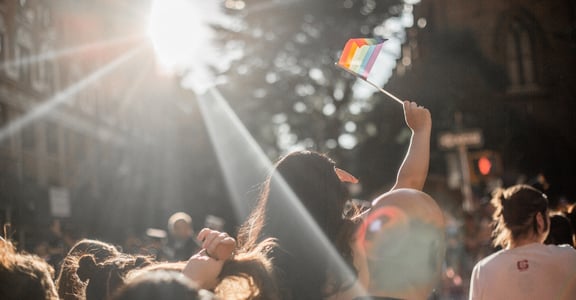 鄧惠文：不只是多元共融，更要共榮｜渣打 PRIDE Month 活動直擊（下）