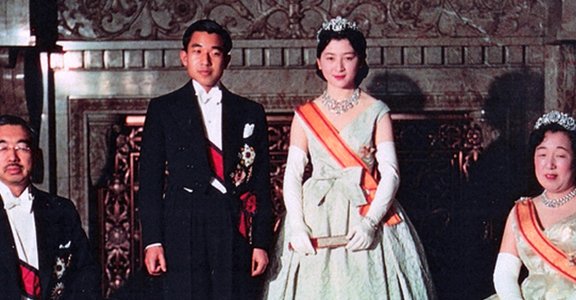 帶來非凡影響的日本第一位平民皇后