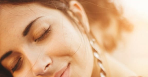 五月天：擁抱，奔向更美的未來