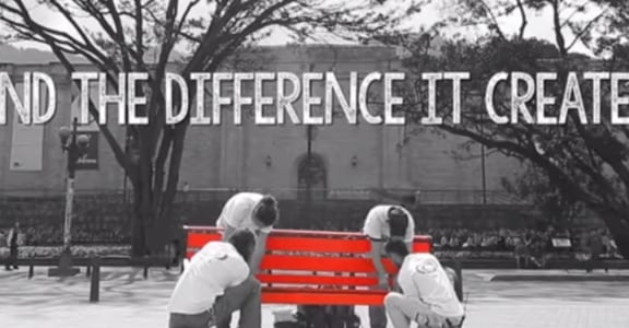 【影音】這張神奇椅子告訴你，生活偶爾失衡是一件美好的事