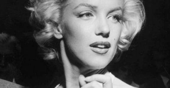 情婦史：「赤裸讓我更自在」瑪麗蓮夢露與甘迺迪之間未曾說出口的故事