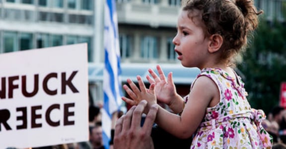 希臘人民捍拒紓困案：「今天的NO是民主歐洲大大的YES」