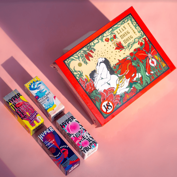 (獨家)臉紅紅床遊卡牌+Haru Hyper 愛愛貪吃鬼潤滑液四入 的圖片