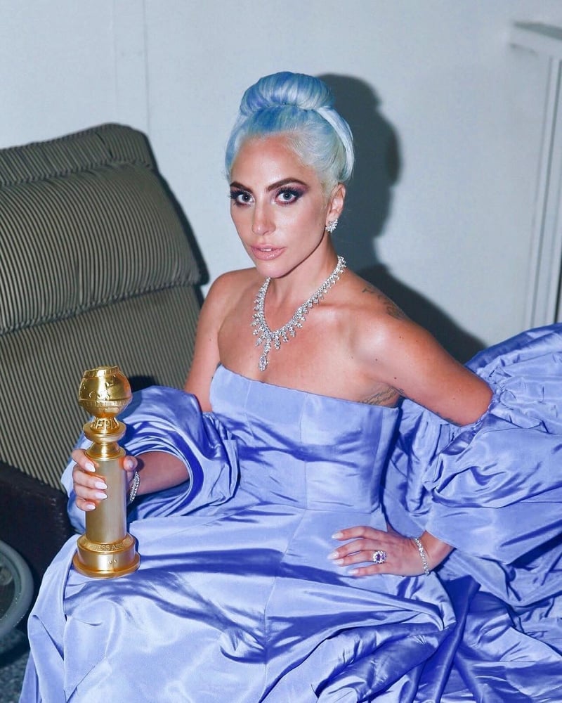 Lady Gaga認為自己從化妝中得到了勇氣，這才有了Lady Gaga的誕生。（IG_ladygaga）