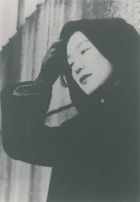 日本作家向田邦子（圖片來源：pinterest）