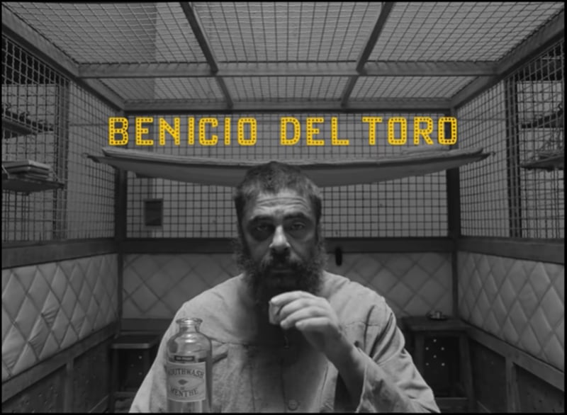 Benicio Del Toro。(《The French Dispatch》預告)
