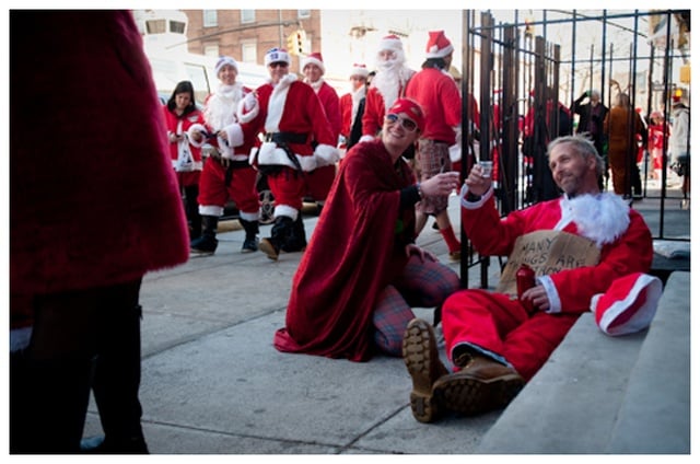 兒童不宜的聖誕老公公大遊行 SantaCon NYC