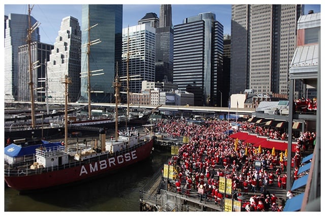 兒童不宜的聖誕老公公大遊行 SantaCon NYC