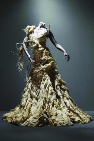 Alexander McQueen Savage Beauty 野性之美紀念展